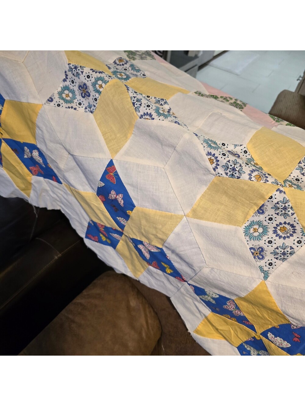 Vintage Tumbling Block pinwheel Quilt Top Handstitched 62x85 approx - Picture 4 of 6